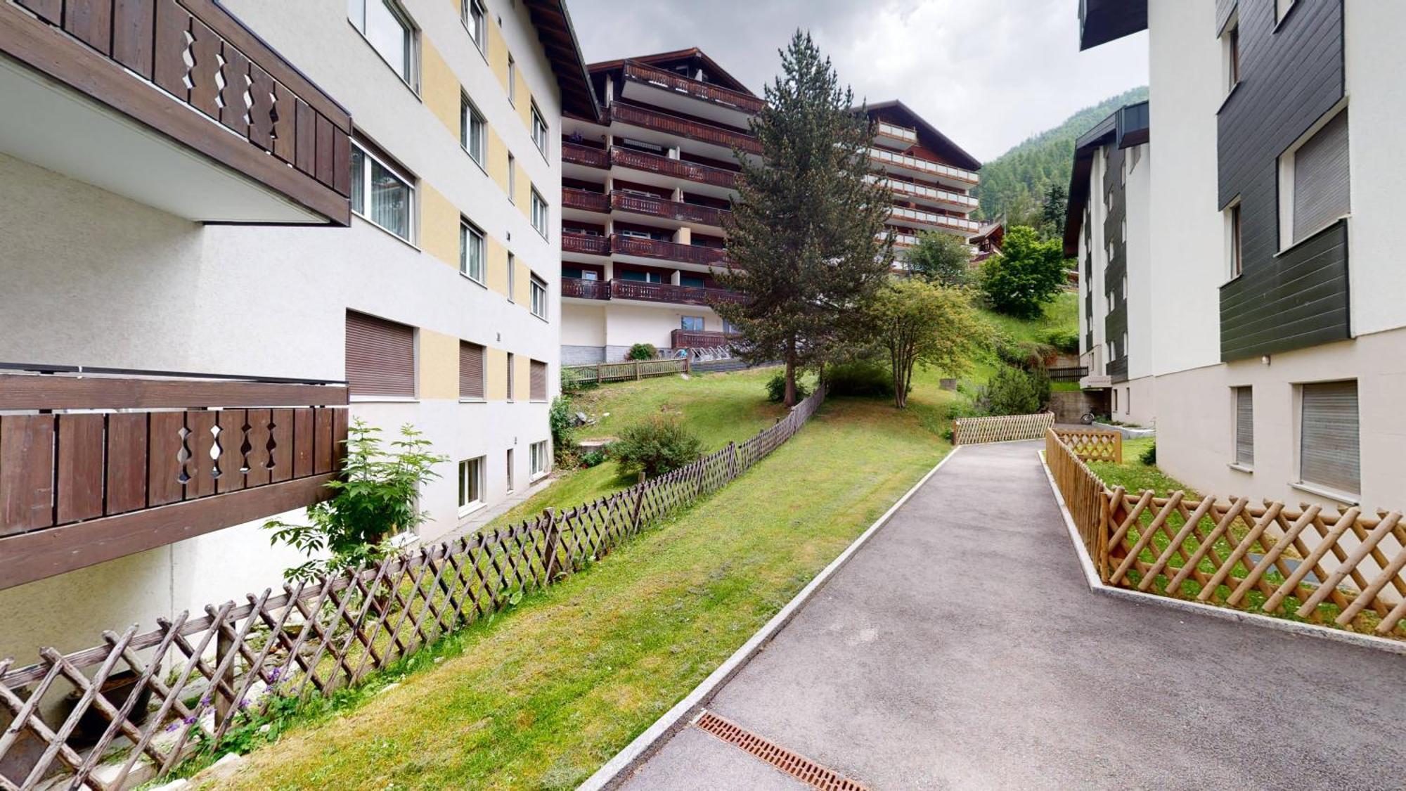 Beautiful Apartment In Zermatt With A Breathtaking View Of The Matterhorn Exterior foto